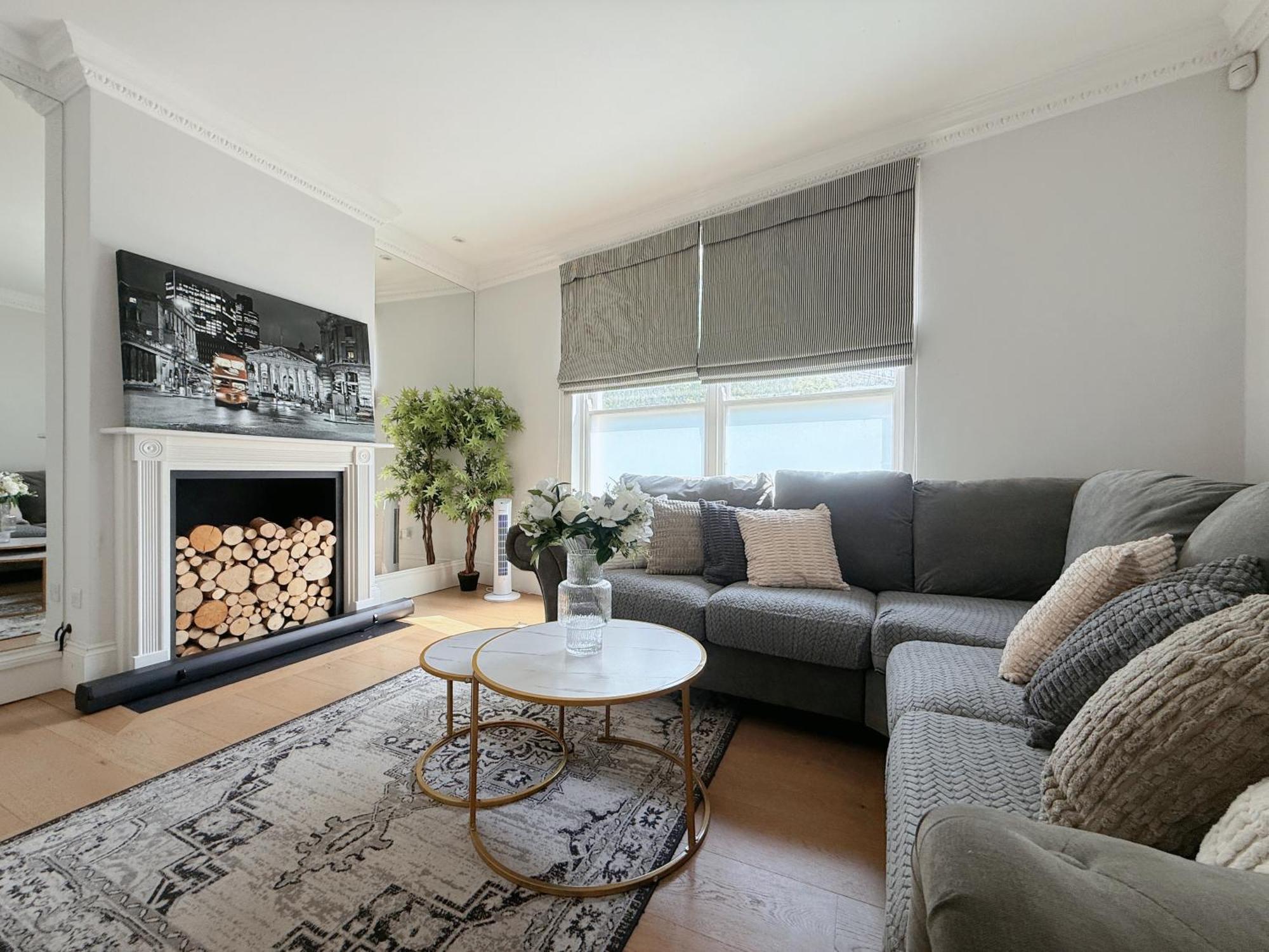 Spacious And Cosy 3Brs 5F House In Heart Of London Exteriör bild