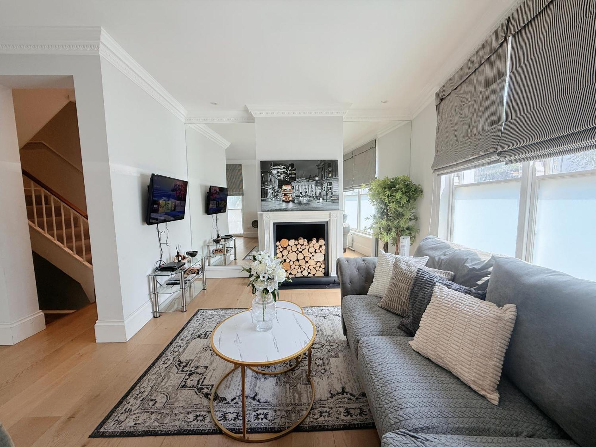 Spacious And Cosy 3Brs 5F House In Heart Of London Exteriör bild