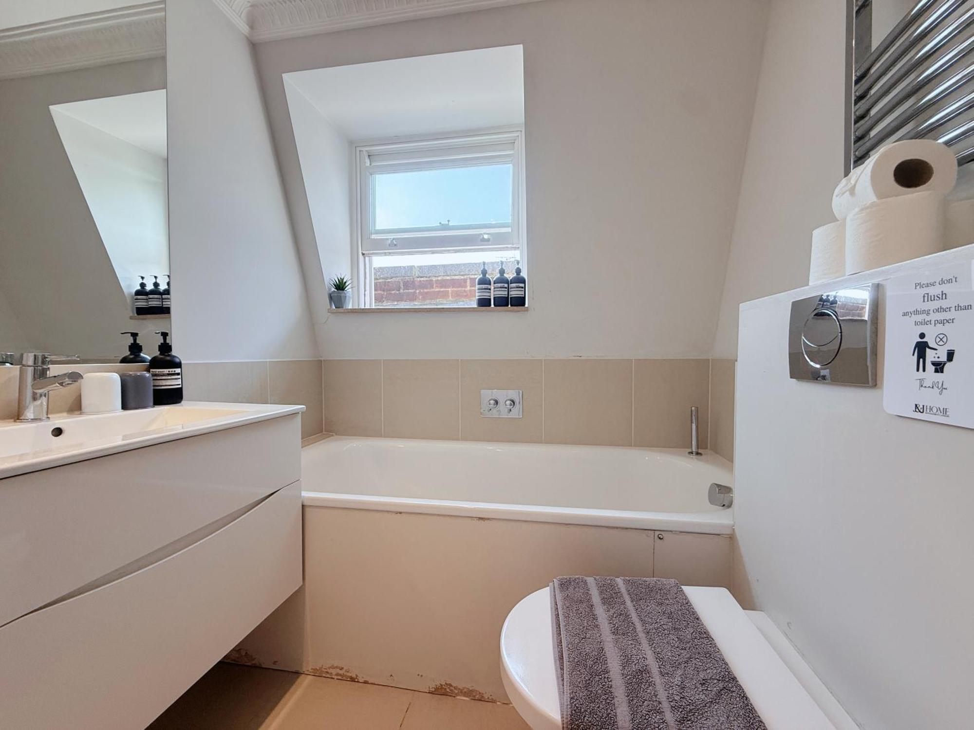 Spacious And Cosy 3Brs 5F House In Heart Of London Exteriör bild